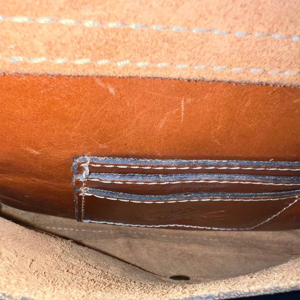 Patricia Nash Brown Crossbody Bag with Vintage Leather Finish - Picture 13 of 14